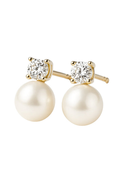 Baltic Born - The Molly Pearl Studs in Gold